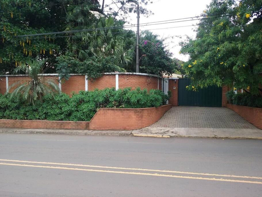 Chacara Linda E Aconchegante Com 300Mega Internet, Quadra Beach Tennis E Mesa De Sinuca Villa Piracicaba Bagian luar foto